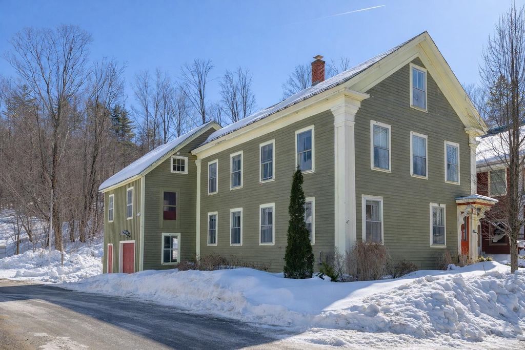 29 Pikes Falls Road, Jamaica, VT 05343