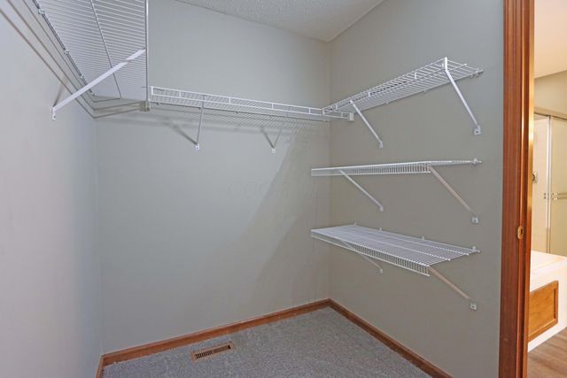 4862 Roger Allen Court, Hilliard, OH 43026