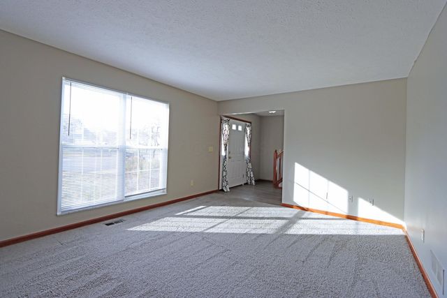 4862 Roger Allen Court, Hilliard, OH 43026