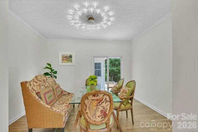77 Carriage West Drive, Hendersonville, NC 28791