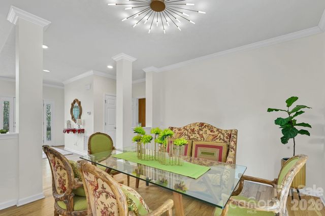 77 Carriage West Drive, Hendersonville, NC 28791
