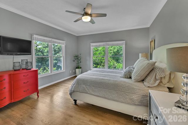 77 Carriage West Drive, Hendersonville, NC 28791