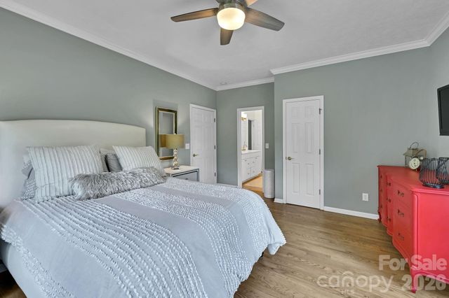 77 Carriage West Drive, Hendersonville, NC 28791