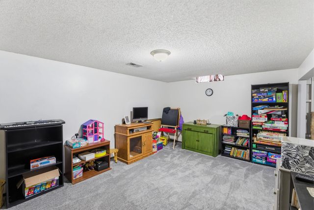 1351 N Peterson, Wichita, KS 67212