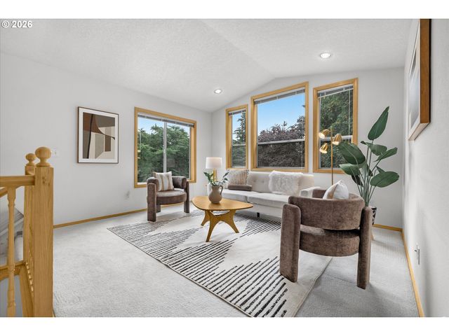 1514 Ne MARINE Dr, Portland, OR 97211