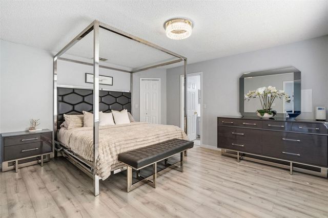 8025 RIDGEGLEN CIR W, Lakeland, FL 33809