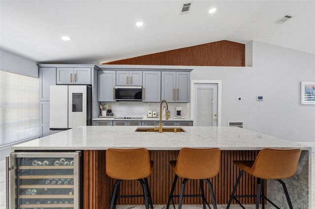 8025 RIDGEGLEN CIR W, Lakeland, FL 33809