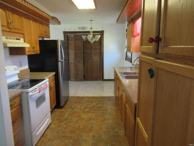 1505 S GOYER Road, Kokomo, IN 46902