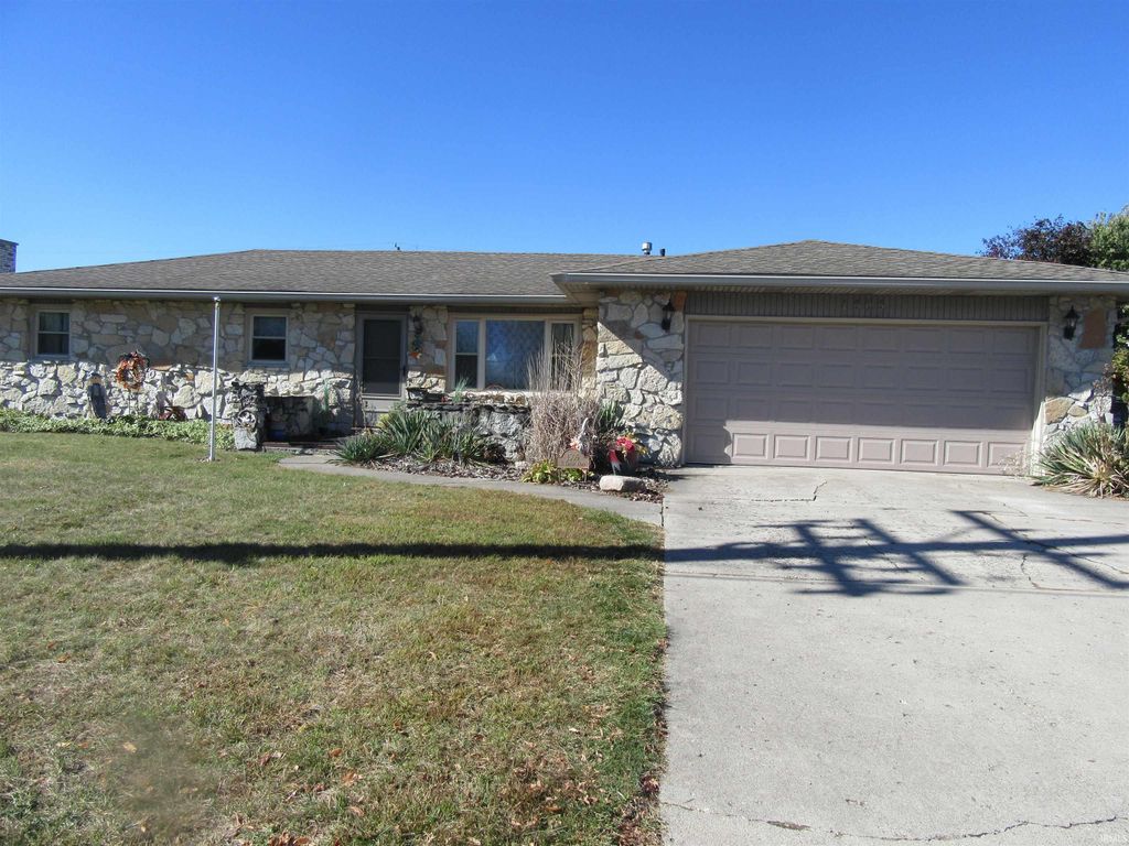 1505 S GOYER Road, Kokomo, IN 46902