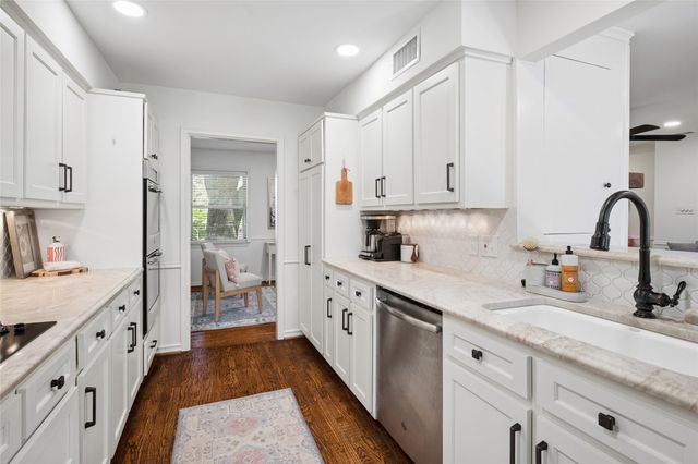 9906 Crestwick Drive, Dallas, TX 75238