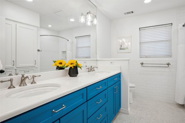 9906 Crestwick Drive, Dallas, TX 75238