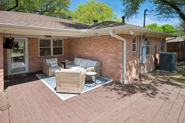 9906 Crestwick Drive, Dallas, TX 75238