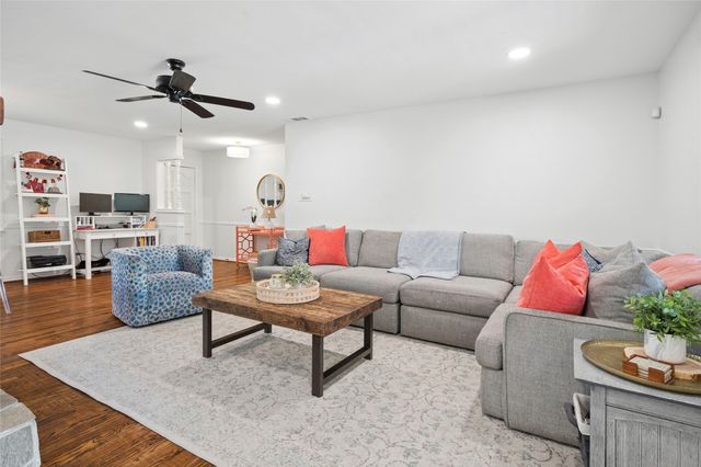 9906 Crestwick Drive, Dallas, TX 75238