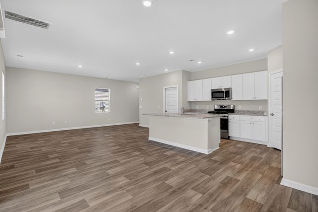 376 Pine Crest View Drive, Summerville, SC 29486