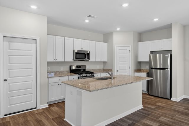 376 Pine Crest View Drive, Summerville, SC 29486