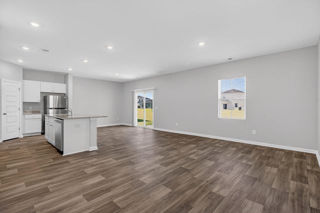 376 Pine Crest View Drive, Summerville, SC 29486