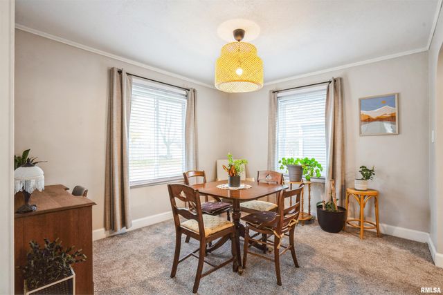 1901 25TH Street, Moline, IL 61250