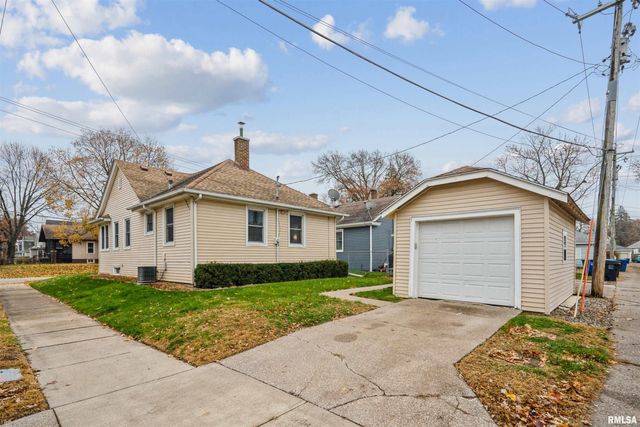 1901 25TH Street, Moline, IL 61250