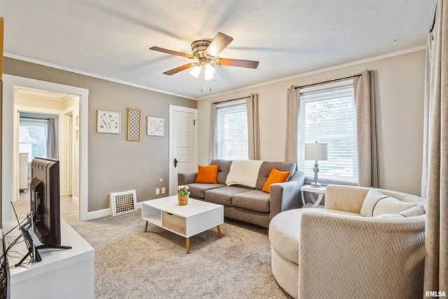 1901 25TH Street, Moline, IL 61250