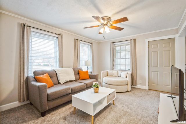 1901 25TH Street, Moline, IL 61250