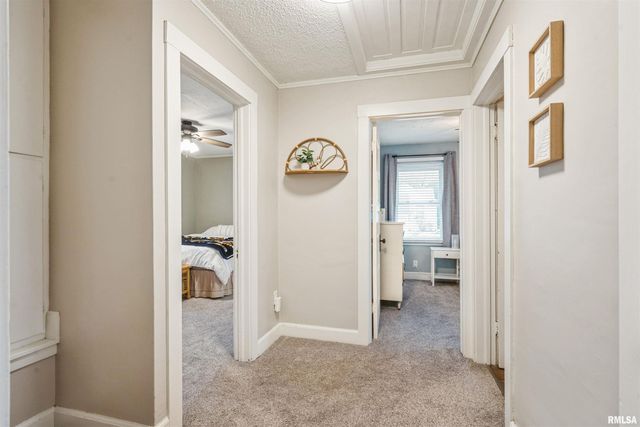 1901 25TH Street, Moline, IL 61250