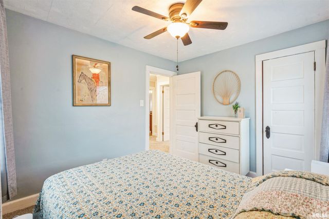 1901 25TH Street, Moline, IL 61250