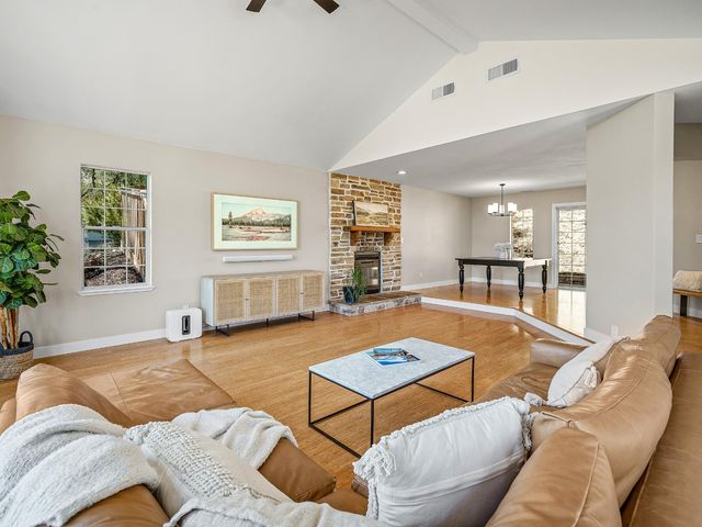 850 Mount Rainer, El Dorado Hills, CA 95762