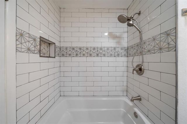 615 Rankin Road, Independence, MO 64055