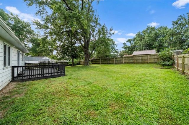 615 Rankin Road, Independence, MO 64055
