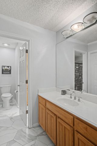 6400 Briercliff Court, Fort Worth, TX 76132