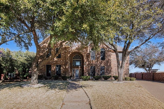 6400 Briercliff Court, Fort Worth, TX 76132