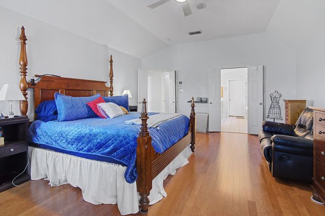 6400 Briercliff Court, Fort Worth, TX 76132