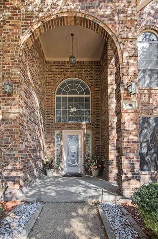 6400 Briercliff Court, Fort Worth, TX 76132