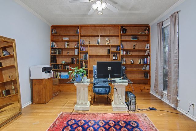 6400 Briercliff Court, Fort Worth, TX 76132