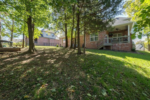 2852 E Stone Mountain Drive, Fayetteville, AR 72701