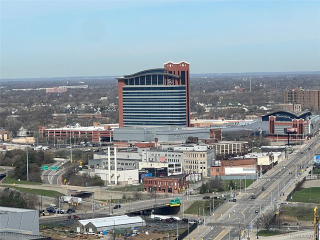 2402 4th Street, Detroit, MI 48201