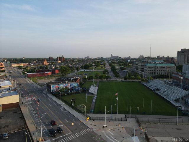 2402 4th Street, Detroit, MI 48201