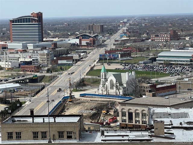 2402 4th Street, Detroit, MI 48201