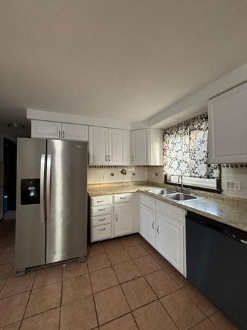 57 Eliot St 3, Revere, MA 02152