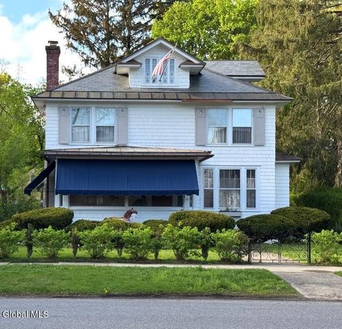 39 Fifth Avenue, Saratoga Springs, NY 12866