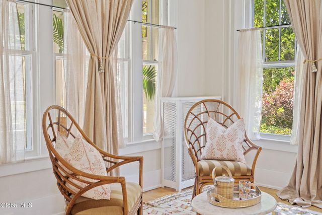 39 Fifth Avenue, Saratoga Springs, NY 12866