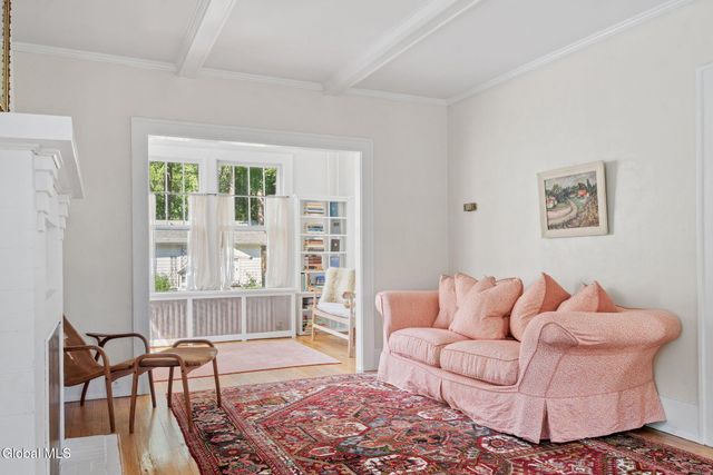 39 Fifth Avenue, Saratoga Springs, NY 12866