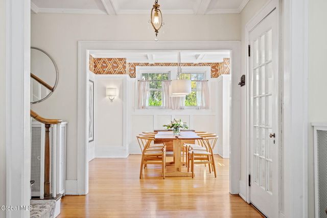 39 Fifth Avenue, Saratoga Springs, NY 12866