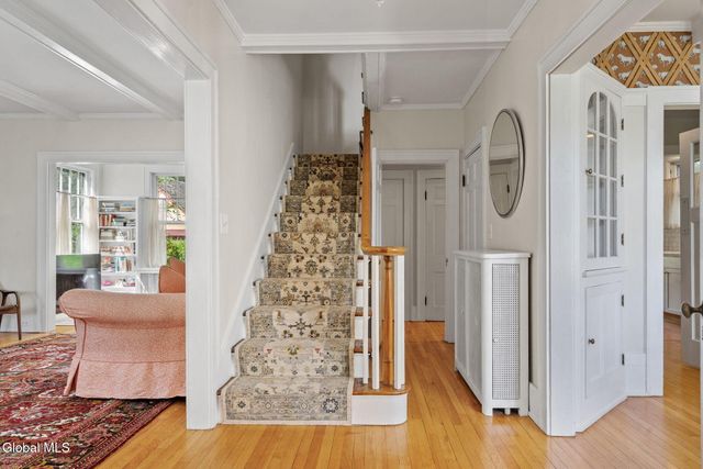 39 Fifth Avenue, Saratoga Springs, NY 12866