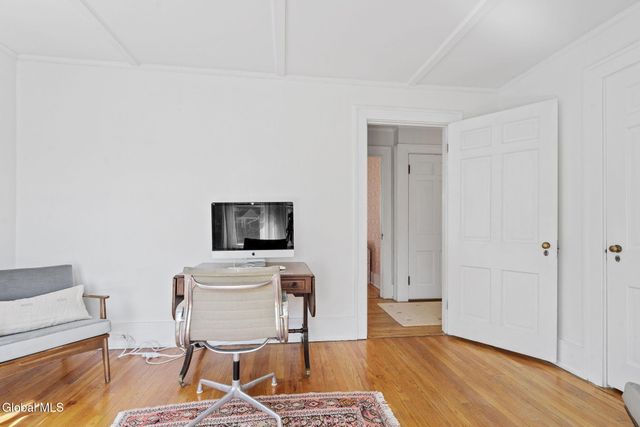 39 Fifth Avenue, Saratoga Springs, NY 12866