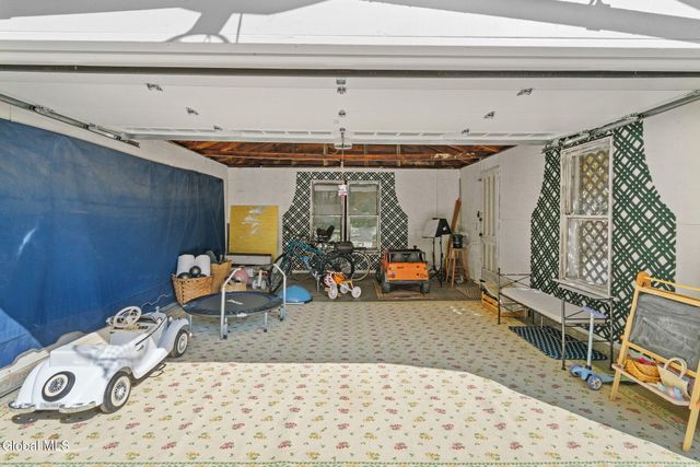 39 Fifth Avenue, Saratoga Springs, NY 12866