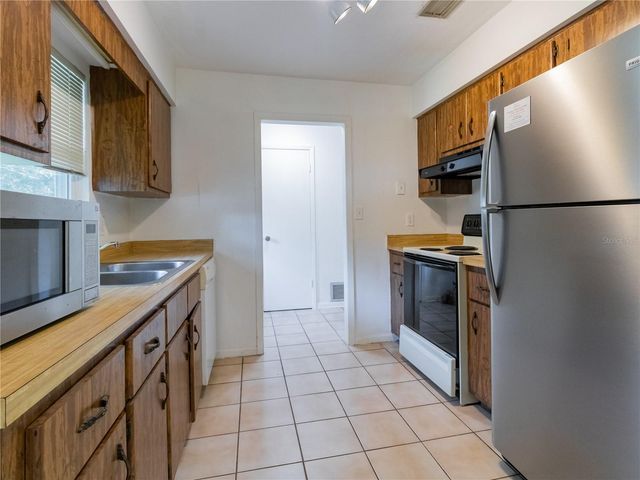 2440 NW 54TH AVENUE, Gainesville, FL 32653