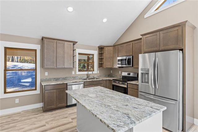 1054 Lakeland Drive, Ellijay, GA 30540