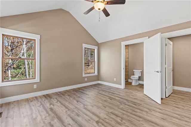 1054 Lakeland Drive, Ellijay, GA 30540