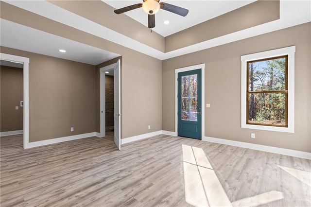 1054 Lakeland Drive, Ellijay, GA 30540